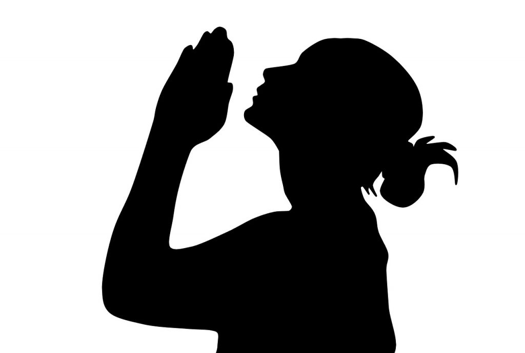 woman praying, prayer, praying woman-1935186.jpg